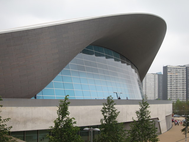 Zaha Hadid - Le strutture progettate da Zaha Hadid. Centro Acquatico Londra