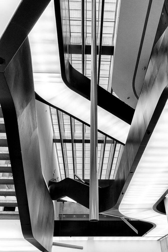 Zaha Hadid - Le strutture progettate da Zaha Hadid. Museo MAXXI